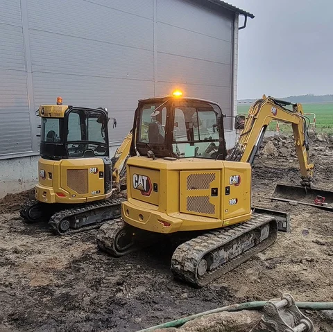 Koparki CAT 302.7 CR i 305 CR firmy Perkowski